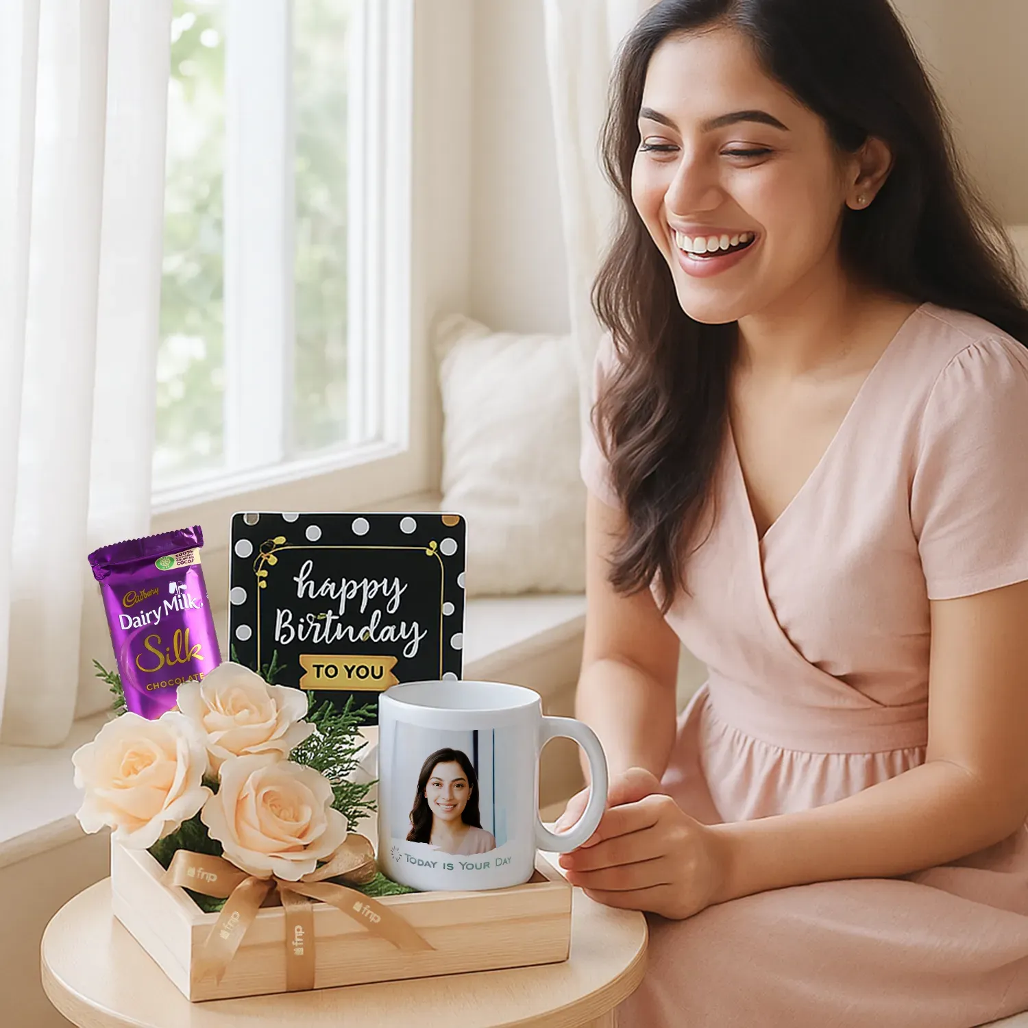 Regalo de cumpleaños personalizado con una celebración alegre y emotiva